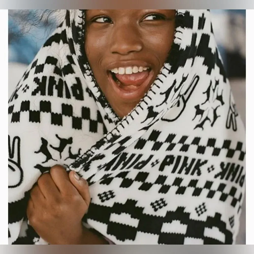 PINK Victorias Secret vs victorias